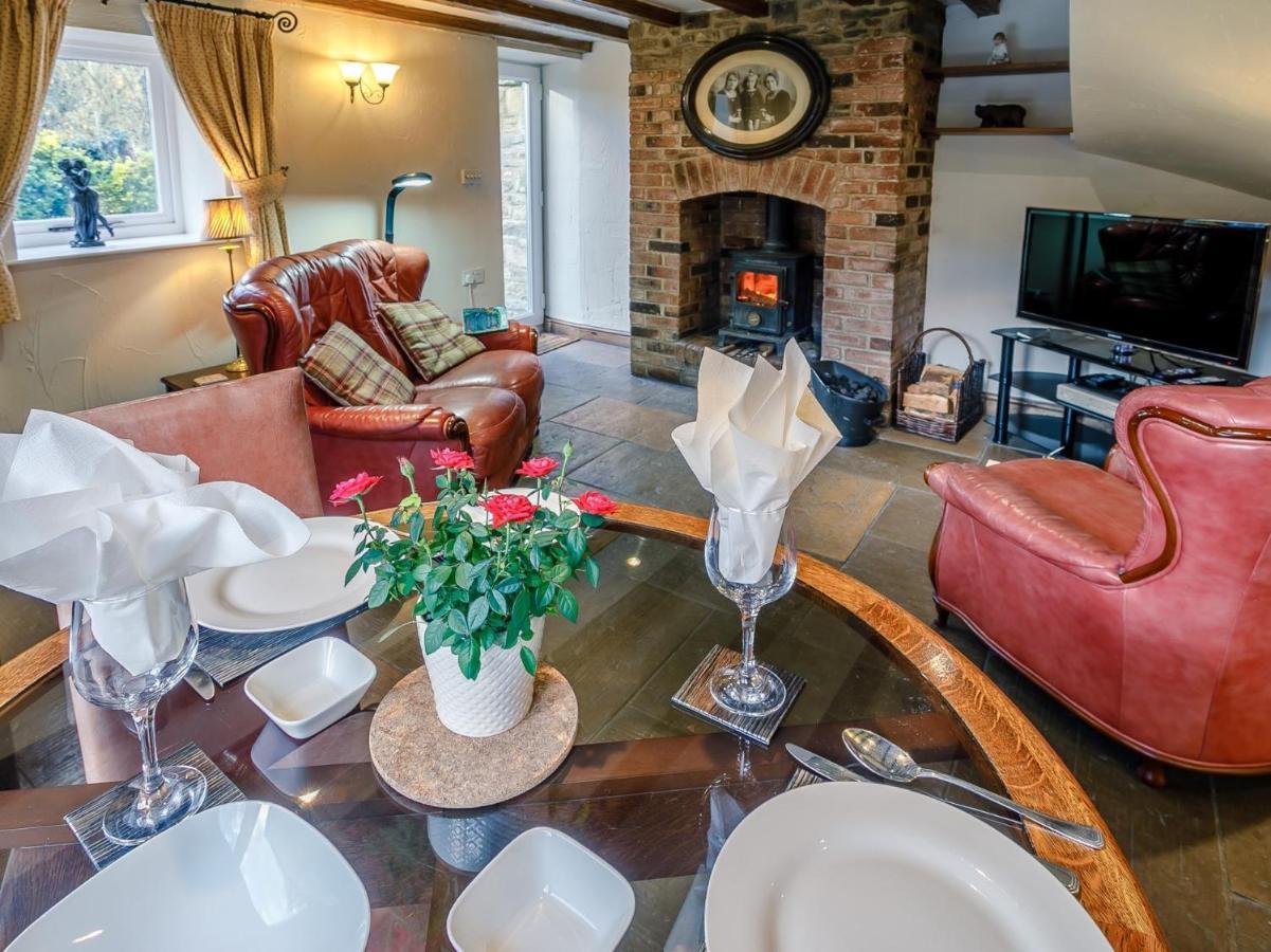 1 Bed In Fenny Bentley 80376 Exterior foto